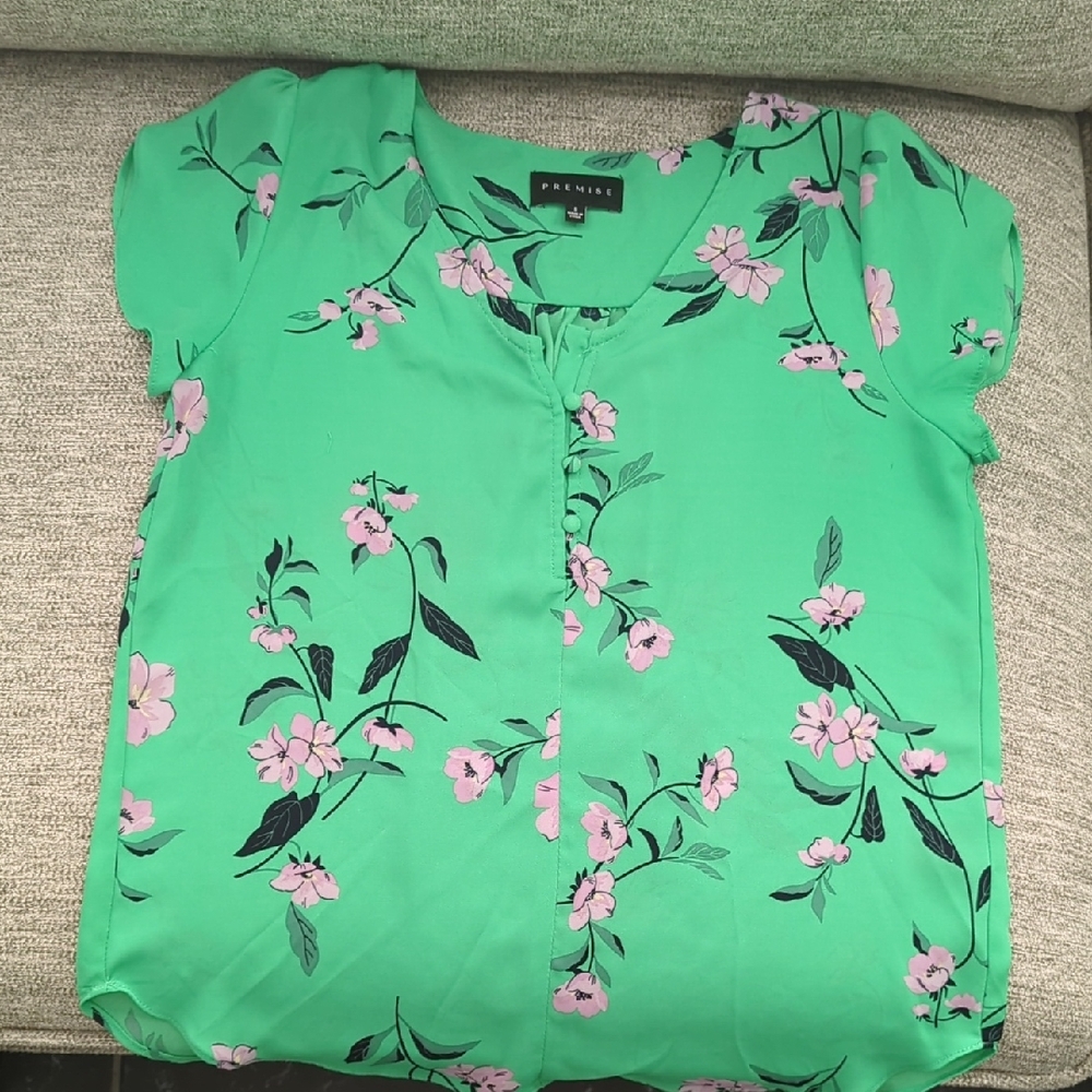 A New Day Green Floral Blouse
